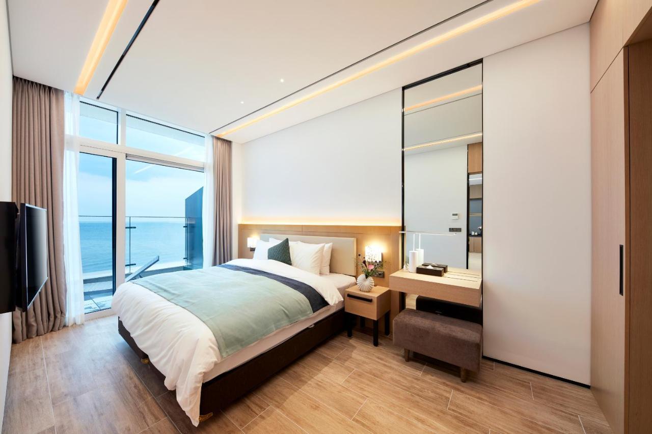Renebleu By Walkerhill Hotel Госеонг Екстериор снимка