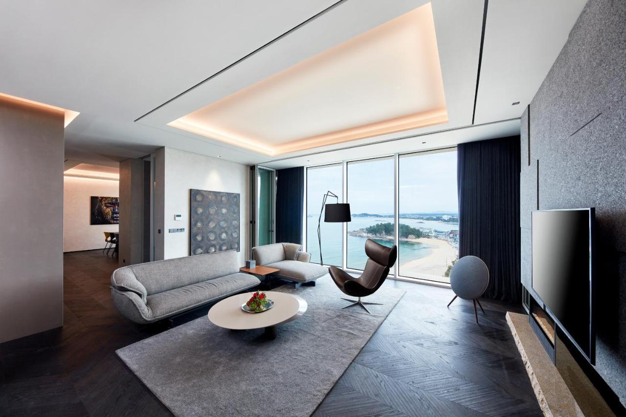 Renebleu By Walkerhill Hotel Госеонг Екстериор снимка